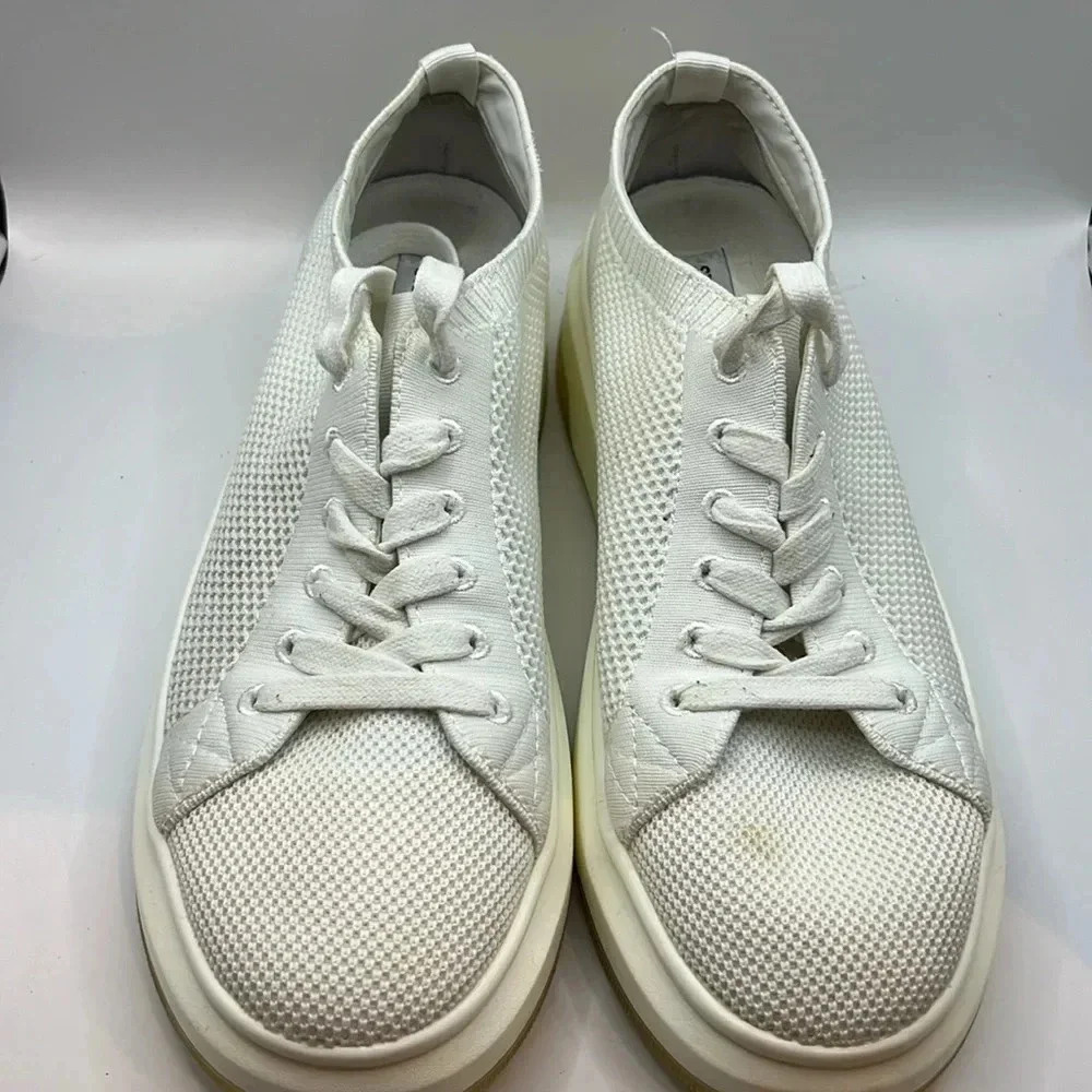 Steve Madden Womens white Savage sneakers fabric upper 10 casual tonal platform